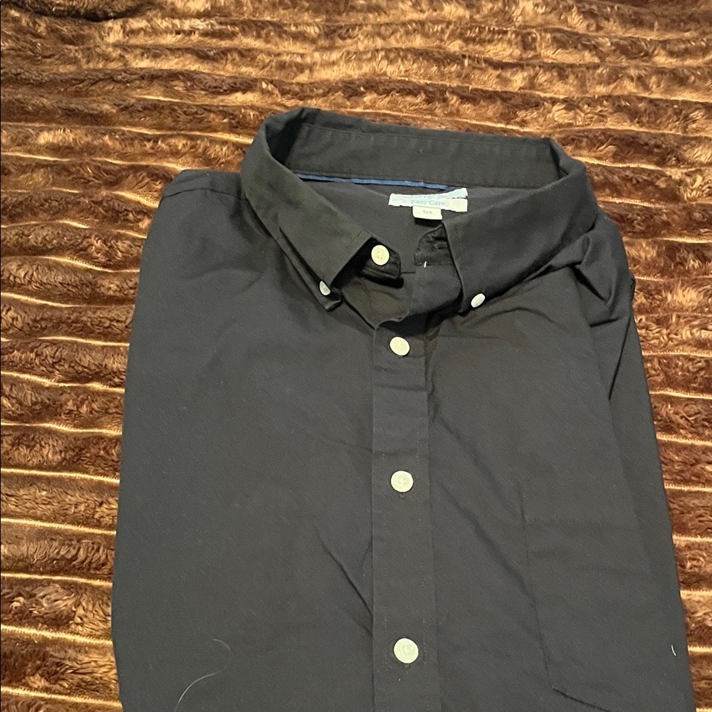 Croft & Barrow Men's Dark Button-Down Shirt